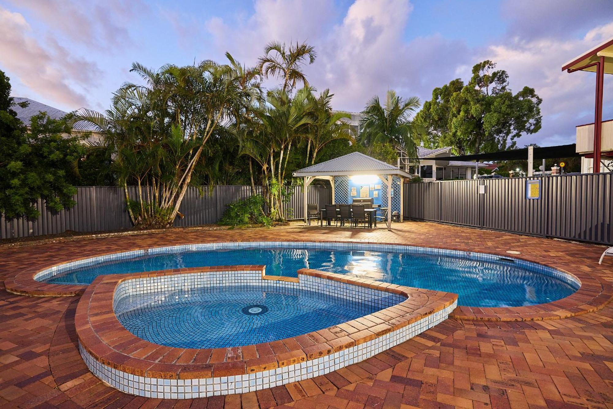 Southport Motel & Apartments Gold Coast Exterior foto